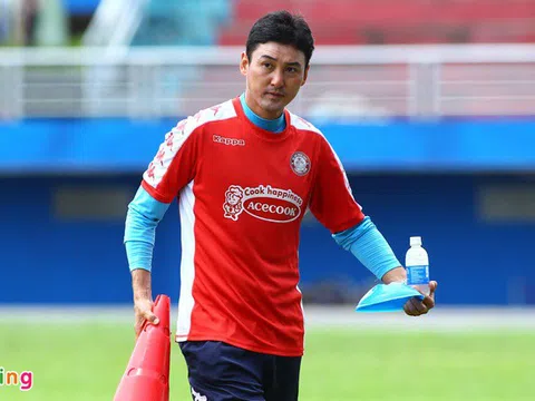 Cựu danh thủ Hàn Quốc xin nghỉ việc ở CLB TP.HCM